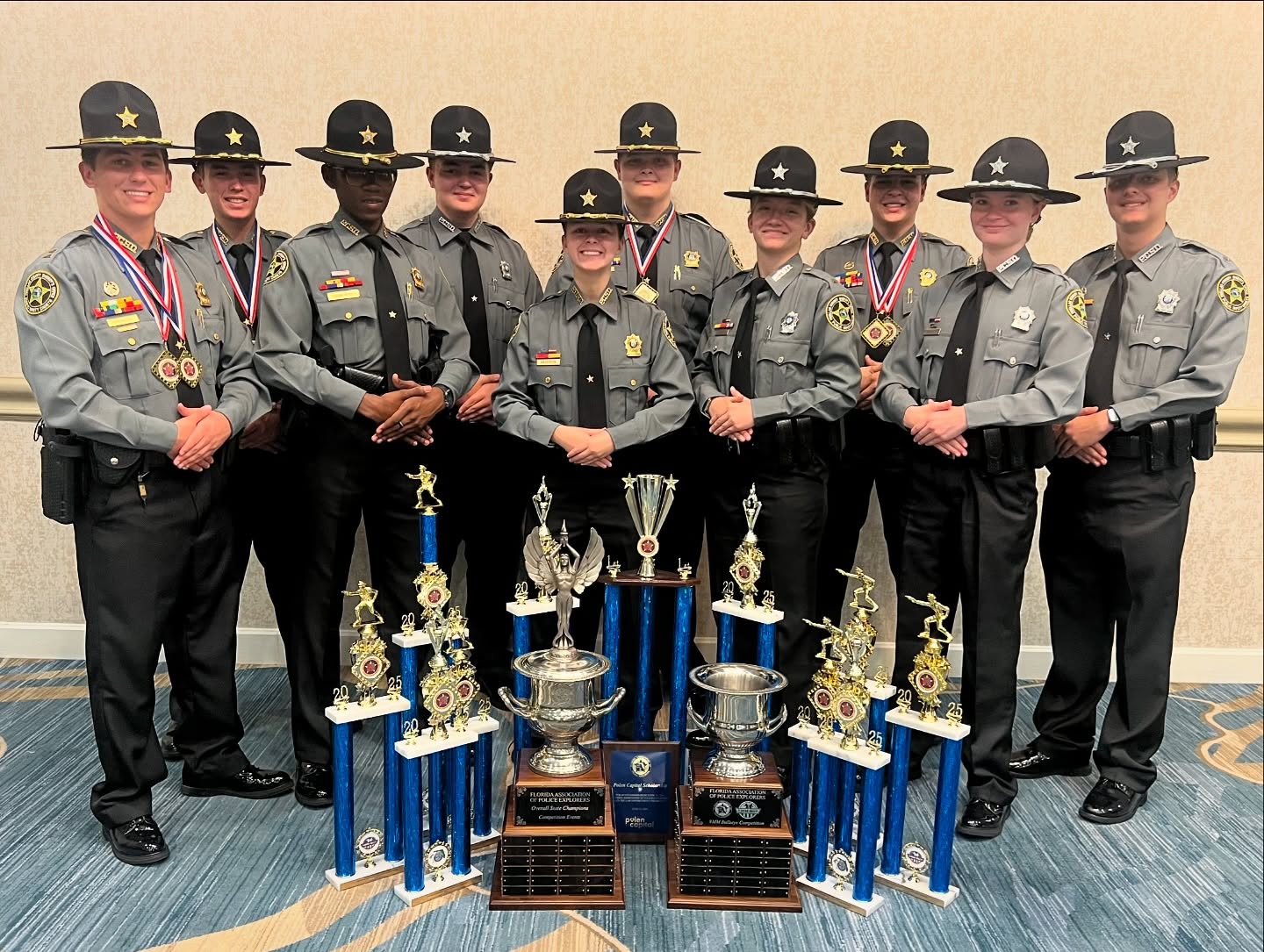 Cadet Unit 900